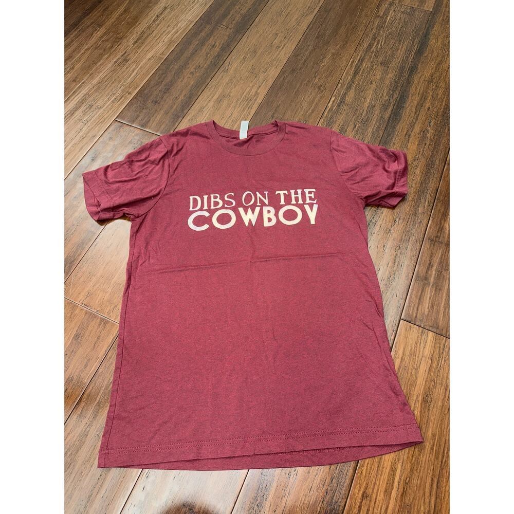 "Dibs on the Cowboy" graphic tee Medium